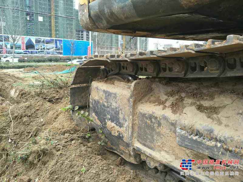 河南出售转让二手7500小时2011年现代R225挖掘机