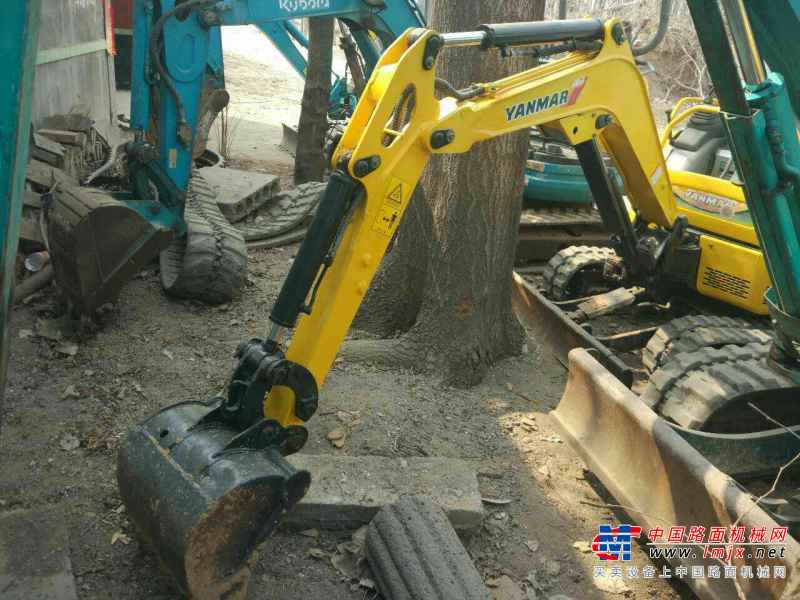 山东出售转让二手2400小时2013年洋马Vio15挖掘机