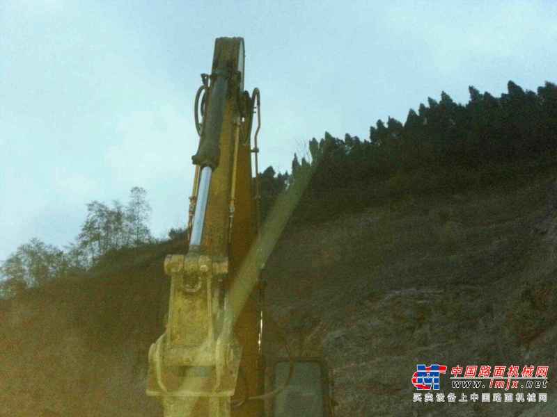 重庆出售转让二手12000小时2009年三一重工SY200C挖掘机