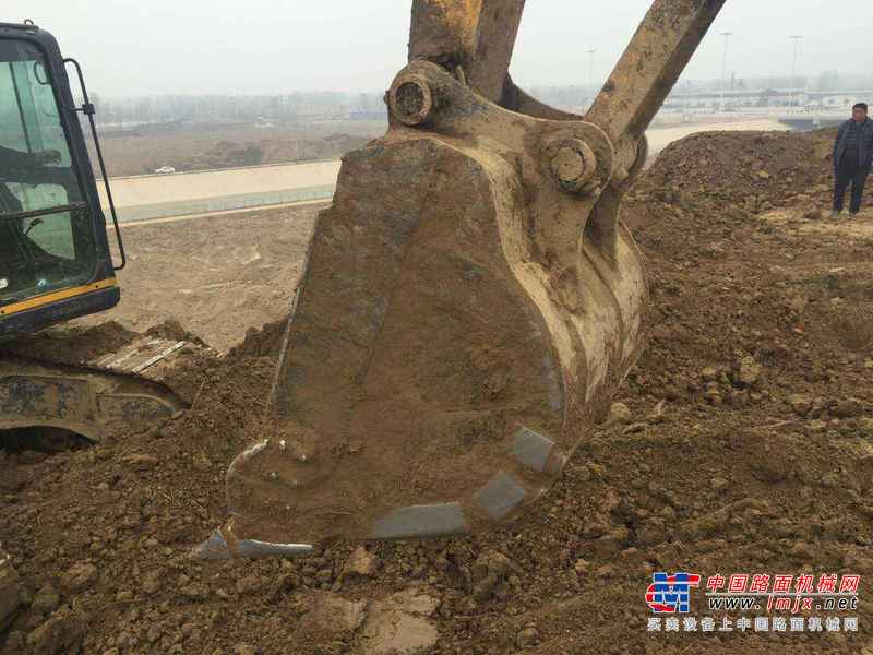 山东出售转让二手4500小时2013年山重建机JCM912C挖掘机