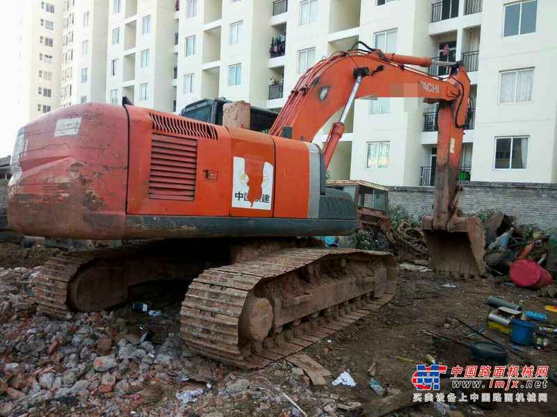云南出售转让二手15520小时2009年日立ZX240挖掘机