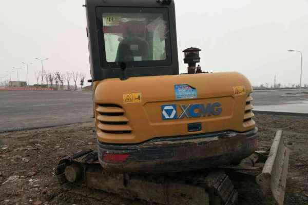 江苏出售转让二手2800小时2015年徐工XE60CA挖掘机