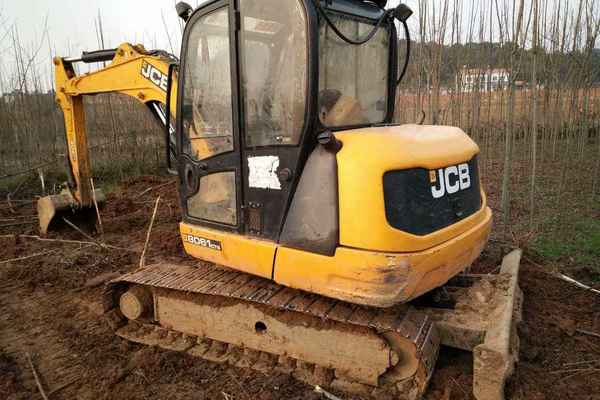 湖北出售转让二手5500小时2012年JCB8061挖掘机