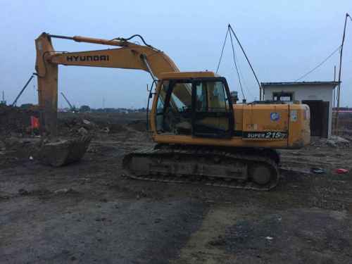 江苏出售转让二手6324小时2011年现代R215挖掘机