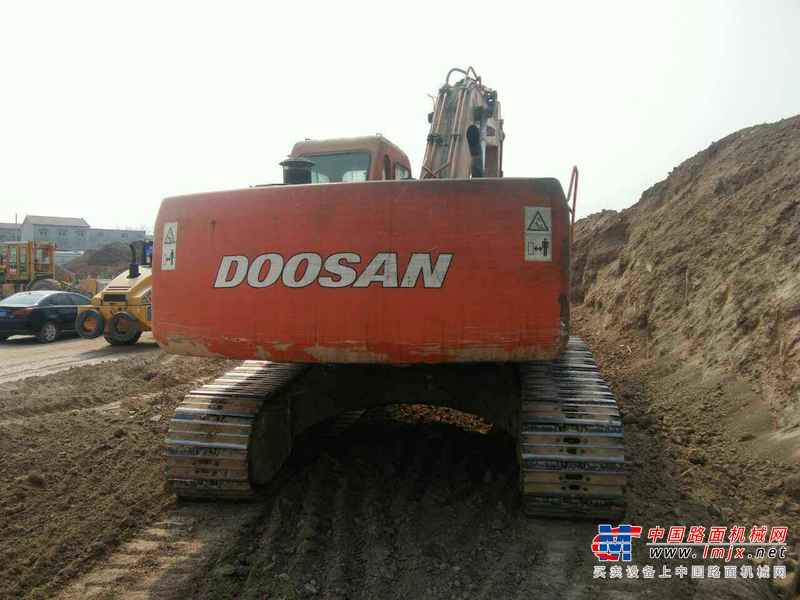 河南出售转让二手10000小时2009年斗山DH220LC挖掘机