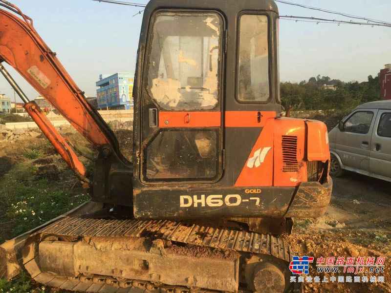 广东出售转让二手15300小时2005年斗山DH55挖掘机