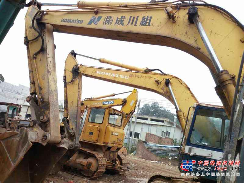 广东出售转让二手10000小时2003年小松PC200挖掘机
