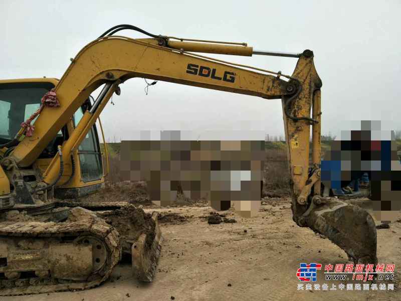 河南出售转让二手4500小时2014年临工LG685挖掘机