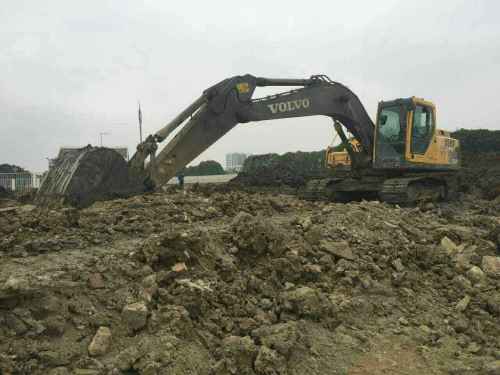 江苏出售转让二手9000小时2011年沃尔沃EC210B挖掘机
