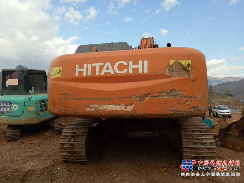 云南出售转让二手13000小时2009年日立EX300挖掘机