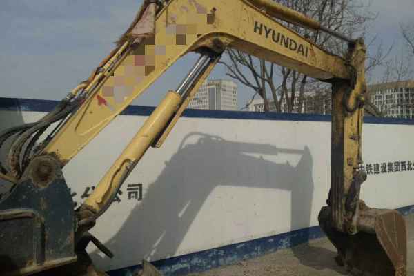 宁夏出售转让二手10000小时2010年现代轮挖R60W挖掘机