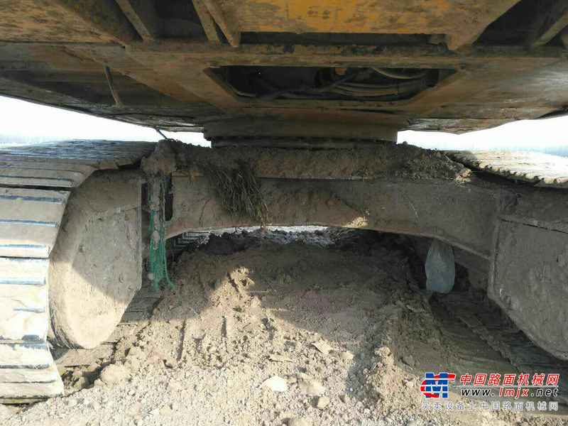 河南出售转让二手6700小时2011年现代R215挖掘机