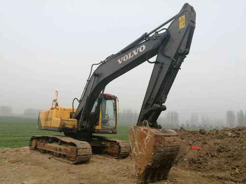 山东出售转让二手10442小时2010年沃尔沃EC210BLC挖掘机