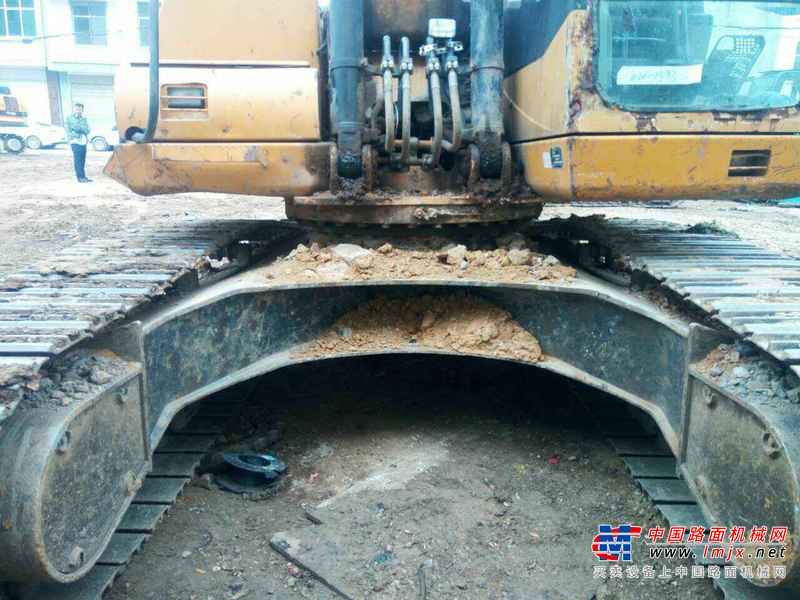 云南出售转让二手5544小时2012年福田雷沃FR220挖掘机