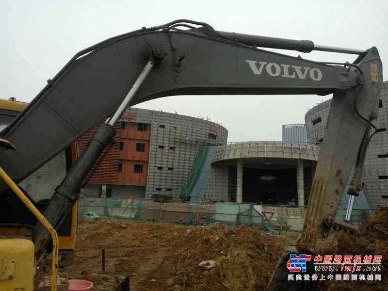 安徽出售转让二手7794小时2008年沃尔沃EC210B挖掘机