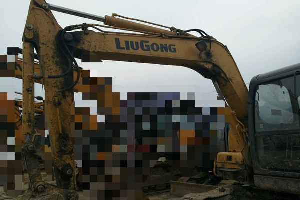 贵州出售转让二手9062小时2013年柳工CLG908D挖掘机