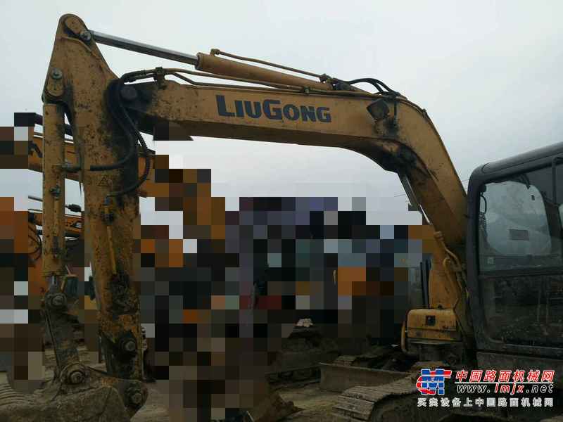 贵州出售转让二手9062小时2013年柳工CLG908D挖掘机