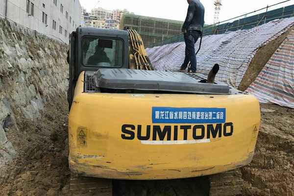 安徽出售转让二手9900小时2010年住友SH210挖掘机