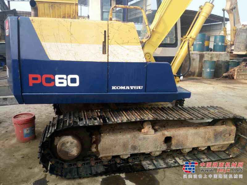广东出售转让二手10600小时2003年小松PC60挖掘机