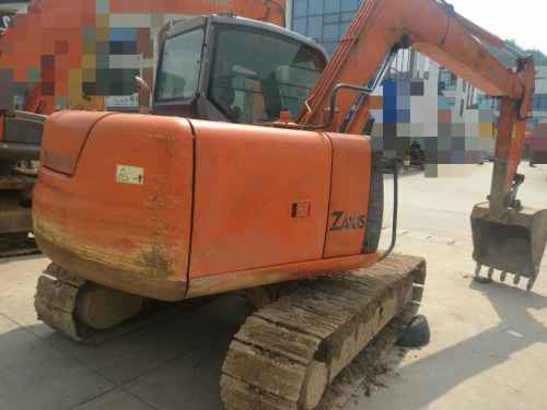 贵州出售转让二手7000小时2011年日立EX70挖掘机