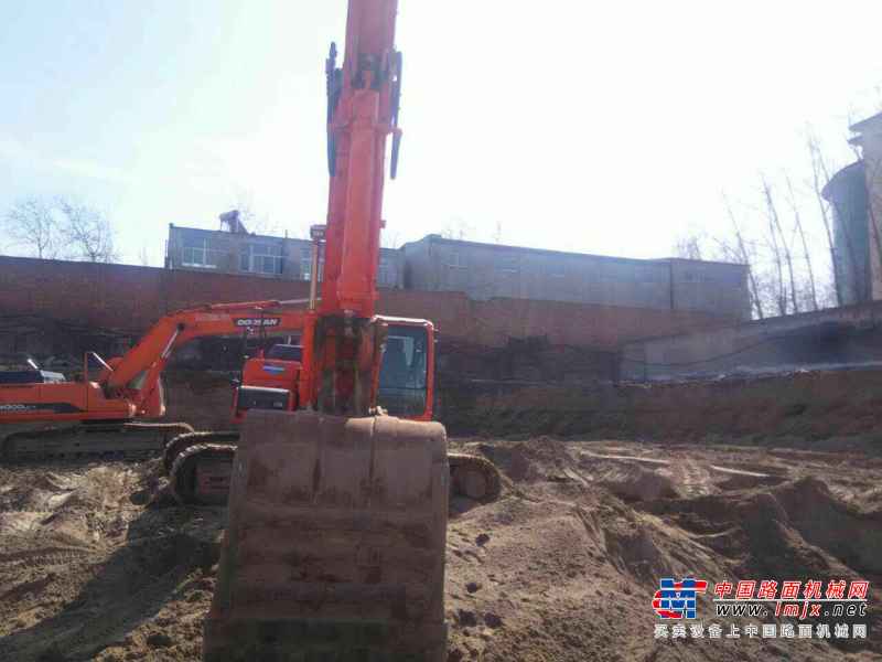河北出售转让二手2200小时2013年斗山DX345LC挖掘机