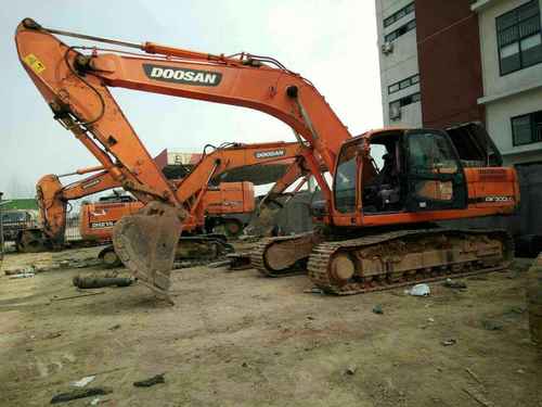 安徽出售转让二手7800小时2011年斗山DH300LC挖掘机