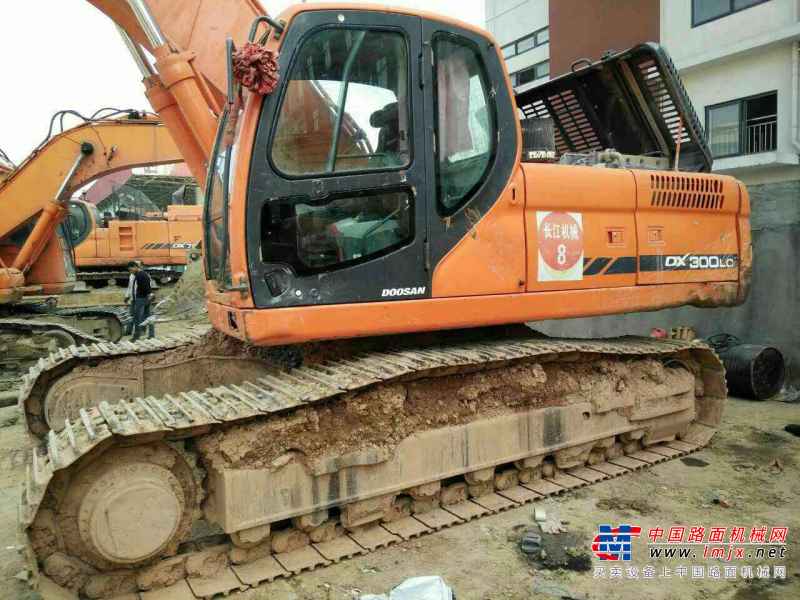 安徽出售转让二手7800小时2011年斗山DH300LC挖掘机