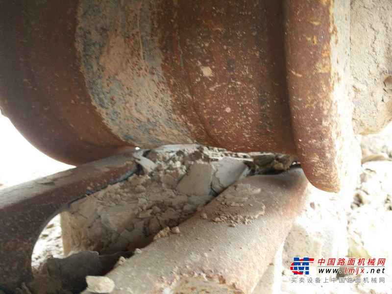 陕西出售转让二手7000小时2012年日立ZX240挖掘机