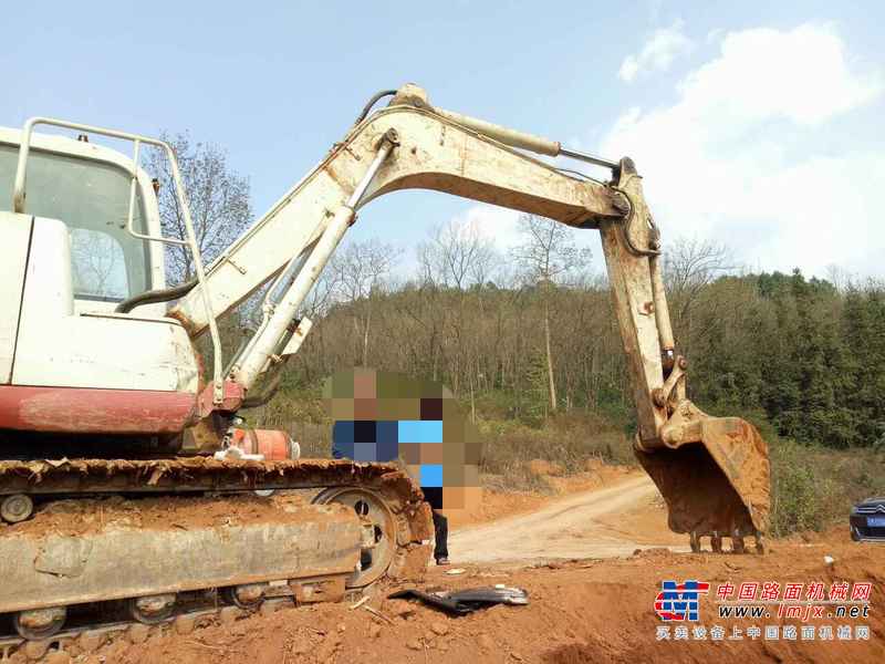 云南出售转让二手9616小时2009年竹内TB175C挖掘机
