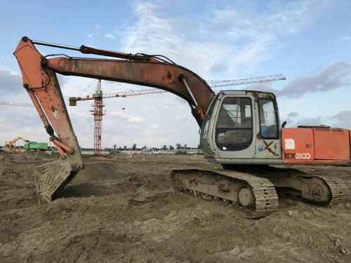 江苏出售转让二手18000小时2003年日立EX200挖掘机