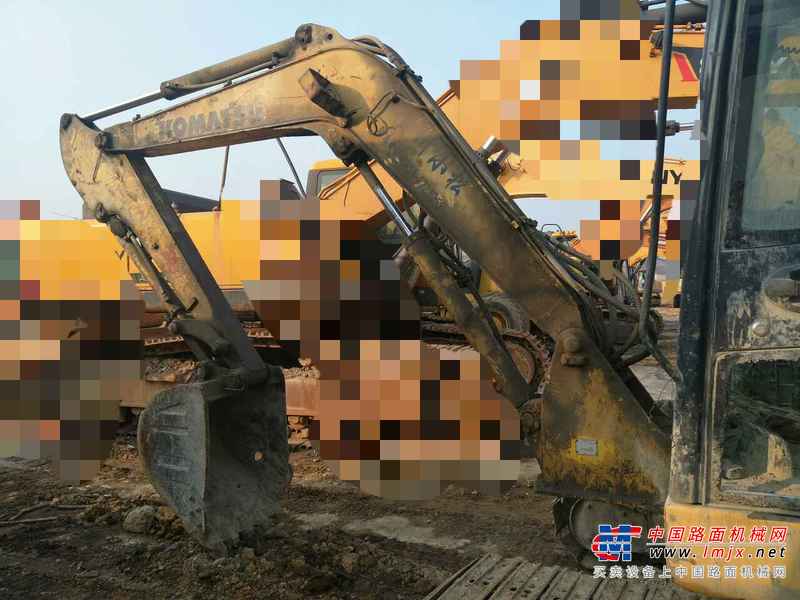 贵州出售转让二手9762小时2010年小松PC56挖掘机