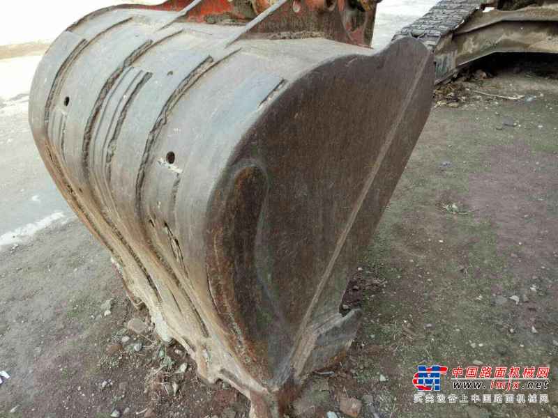 河南出售转让二手6000小时2011年恒特重工HT120A挖掘机