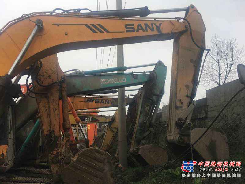 贵州出售转让二手9000小时2010年三一重工SY215C挖掘机