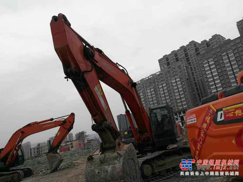 山西出售转让二手8000小时2011年日立ZX360LC挖掘机