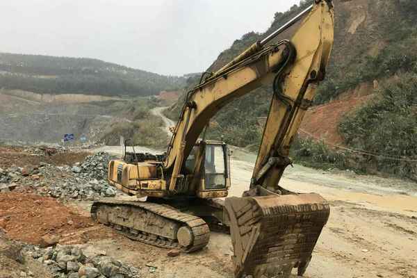 广东出售转让二手19000小时2007年小松PC350挖掘机