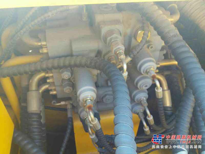山东出售转让二手15小时2013年海斗HW360挖掘机