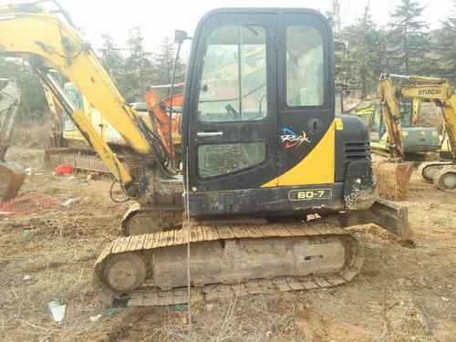 山东出售转让二手9000小时2008年现代R60挖掘机