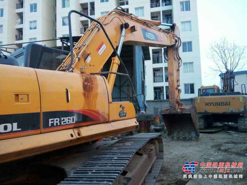 云南出售转让二手1868小时2013年福田雷沃FR260挖掘机