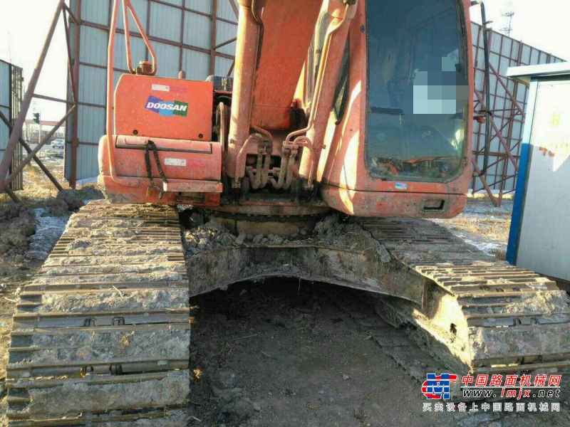 黑龙江出售转让二手15000小时2009年斗山DH225挖掘机