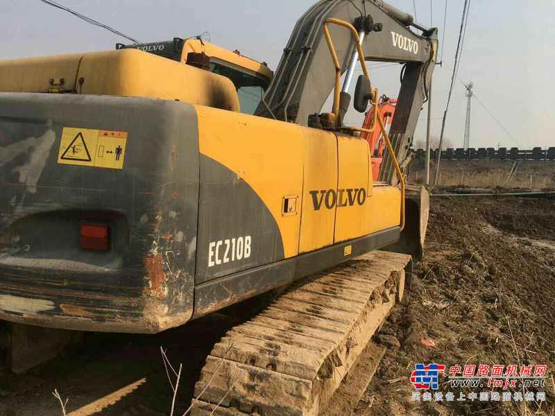 山东出售转让二手7000小时2008年沃尔沃EC210B挖掘机