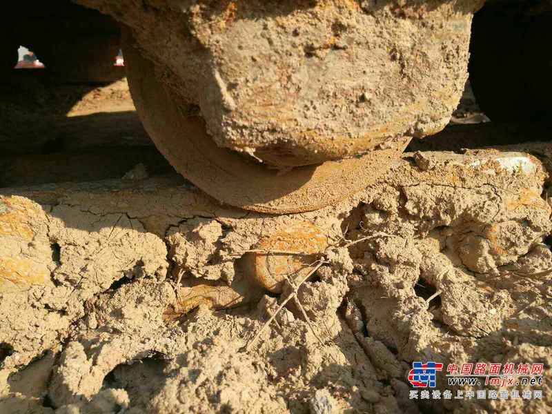 河南出售转让二手7600小时2011年现代R150LC挖掘机