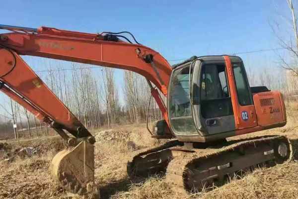 辽宁出售转让二手8000小时2012年日立ZX120挖掘机