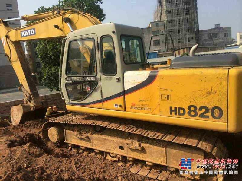 广东出售转让二手5000小时2006年加藤HD820挖掘机