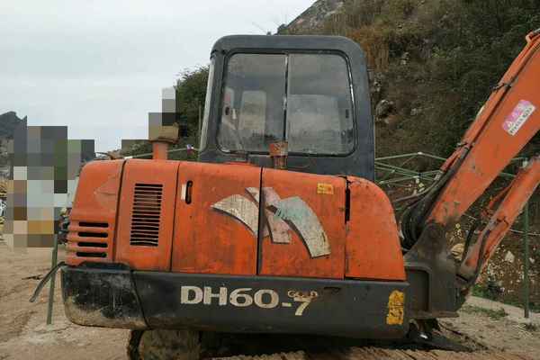 贵州出售转让二手9178小时2008年斗山DH55挖掘机