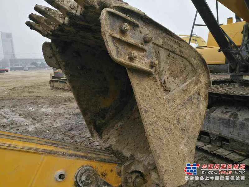 河南出售转让二手2000小时2015年三一重工SY215C挖掘机