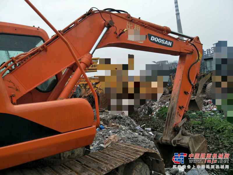四川出售转让二手6400小时2012年斗山DH150LC挖掘机