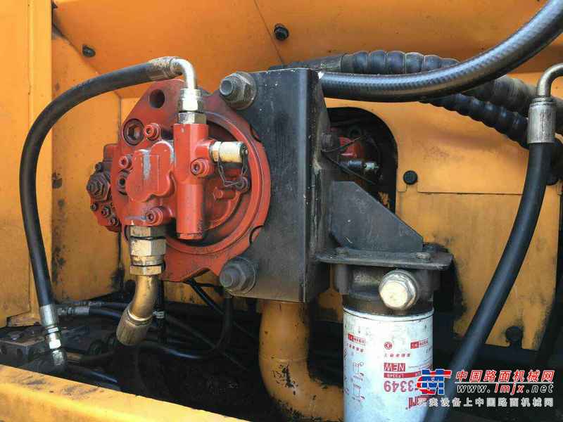 河南出售转让二手6500小时2012年现代R215挖掘机