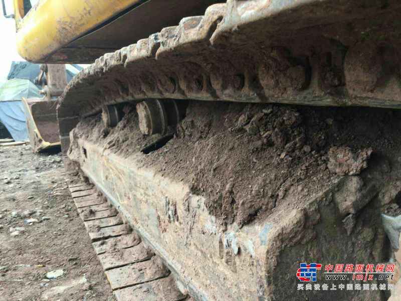 重庆出售转让二手8000小时2010年龙工LG6225挖掘机