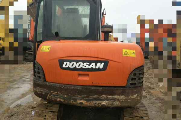 贵州出售转让二手5000小时2011年斗山DH60挖掘机