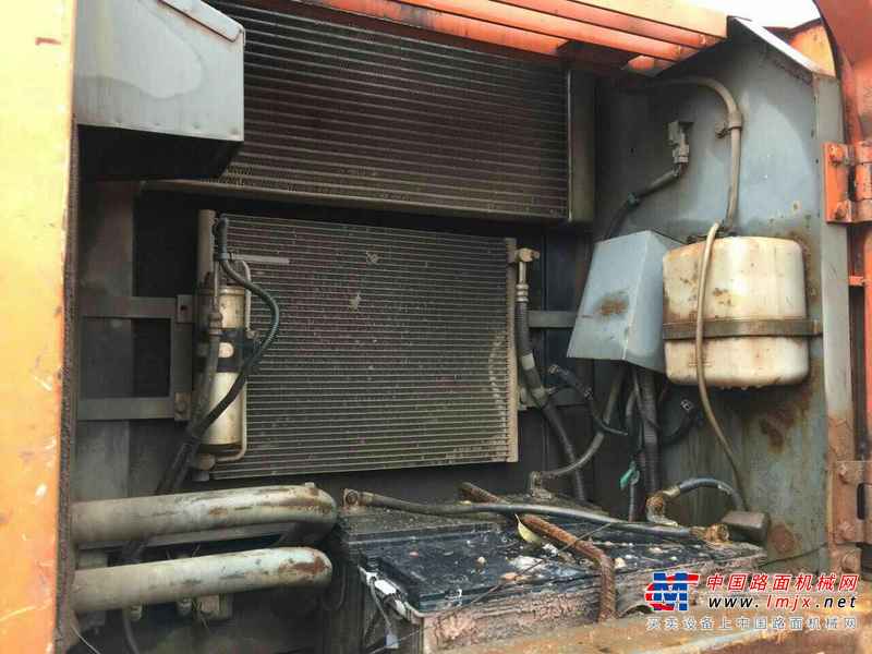 江西出售转让二手9500小时2009年日立ZX200挖掘机